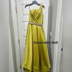 PROM/Evening dress size small custom detachable belt, bow, cap, zig-zag corset